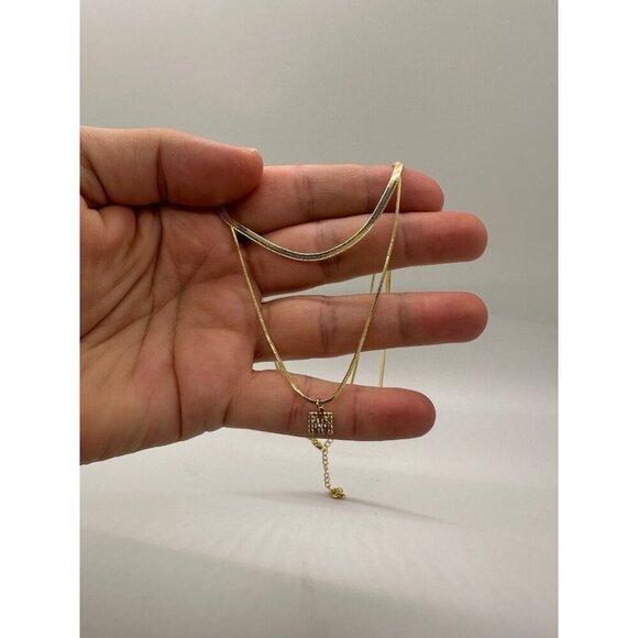 Double Layer Pendant Letter Necklace M in Gold Plated Stainless Steel - Picture 6 of 8